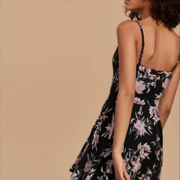 Talula/Aritzia Lipinski Skater Dress - Picture 4 of 14